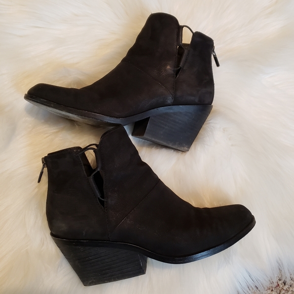 Eileen Fisher Tote Booties - Picture 6 of 8